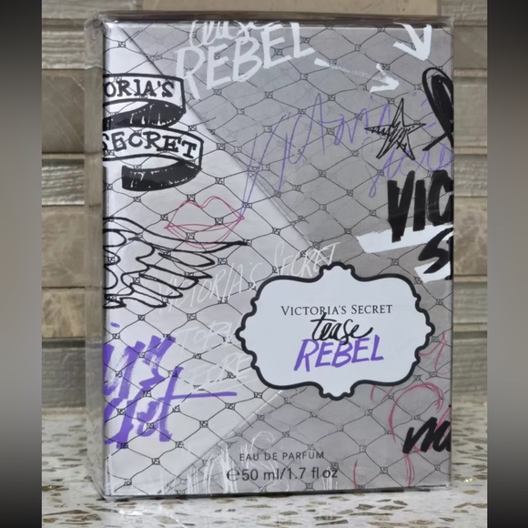 VICTORIA'S SECRET TEASE REBEL - Picture 1 of 3